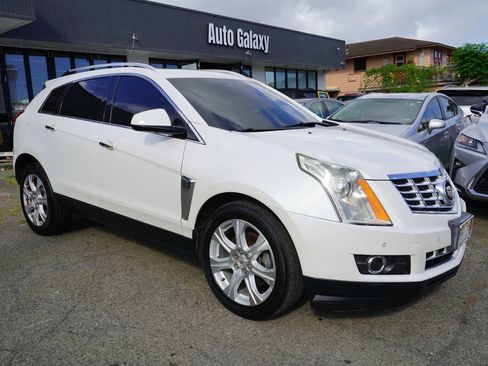Used 2015 Cadillac SRX Premium FWD image 3