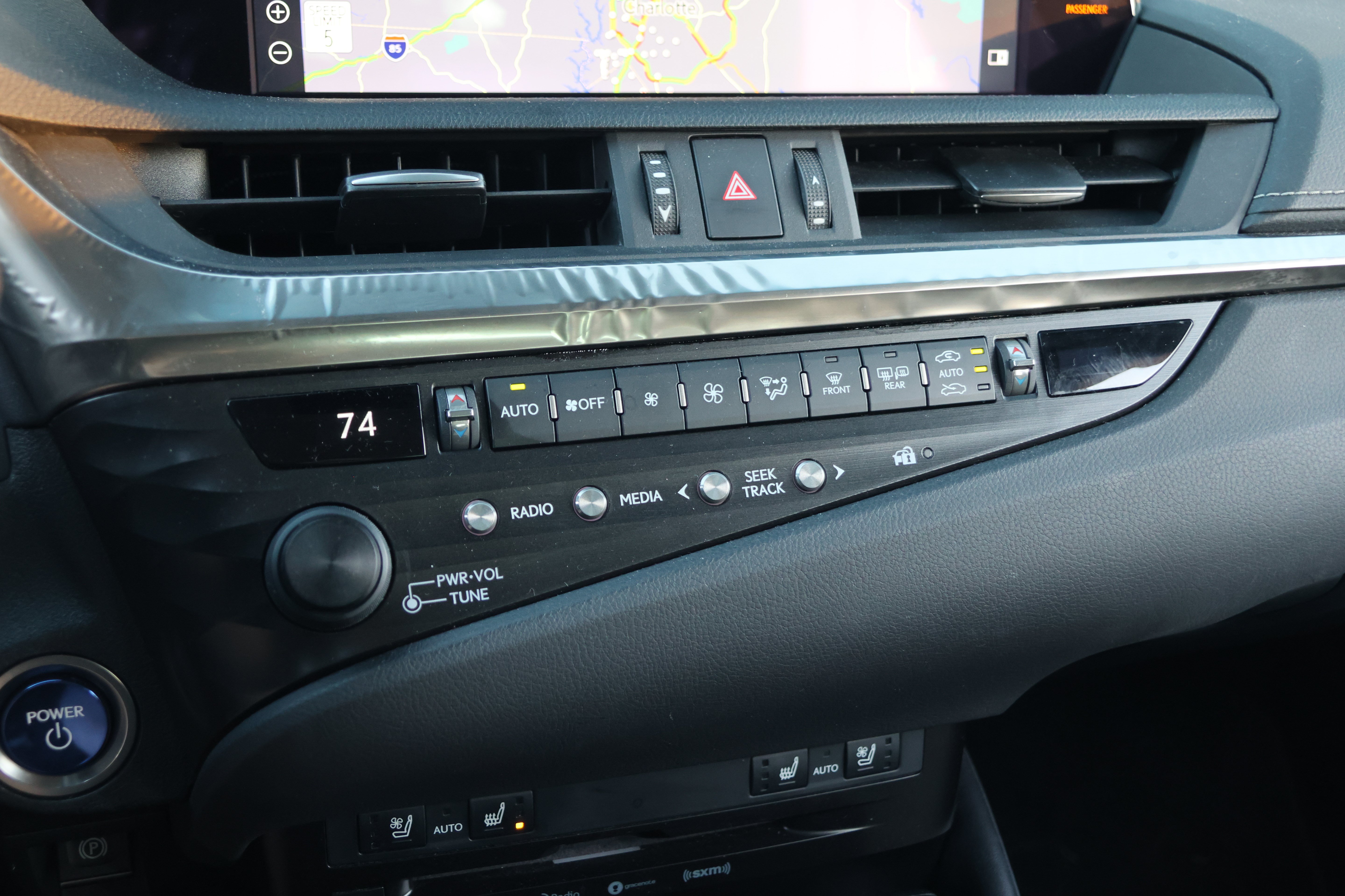 Used 2020 Lexus ES 300h w/ Premium Package FWD image 21