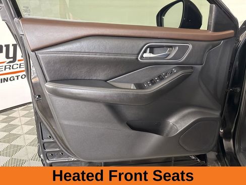 Used 2021 Nissan Rogue SV w/ Premium Package FWD image 10
