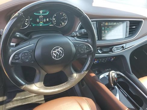 Used 2019 Buick Enclave Avenir w/ Avenir Technology Package AWD/4WD image 19