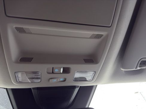 New 2025 Ford Ranger XLT w/ Equipment Group 301A High image 34