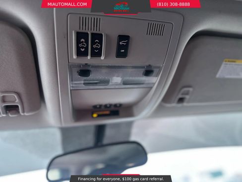 Used 2010 Cadillac Escalade Luxury image 14