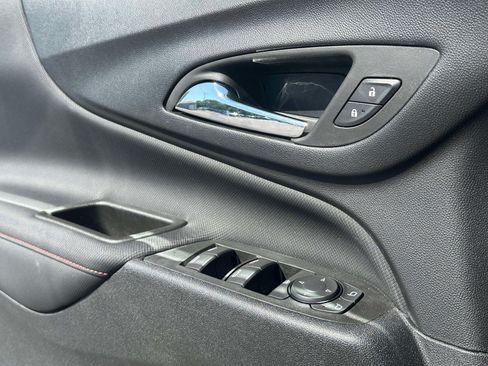 Used 2023 Chevrolet Equinox RS w/ RS Leather Package FWD image 22