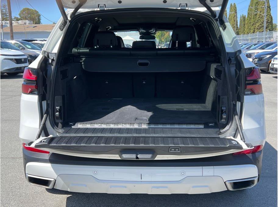 Used 2025 BMW X5 xDrive50e AWD/4WD image 5