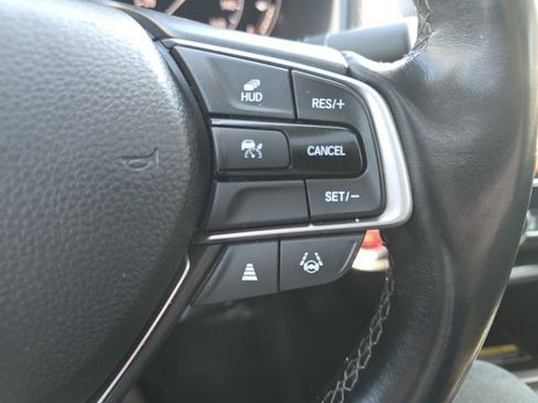 Used 2021 Honda Accord Touring image 19