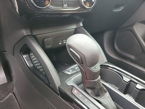 Used 2025 Chevrolet TrailBlazer LT image 25