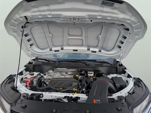 New 2026 Chevrolet Trax LS w/ LS Convenience Package FWD image 12