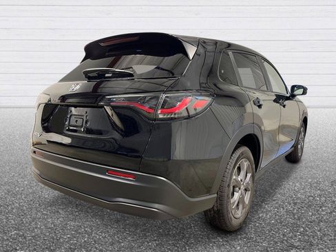 New 2026 Honda HR-V LX image 6