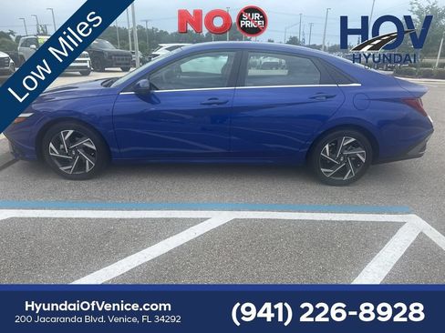Used 2024 Hyundai Elantra Limited FWD image 9