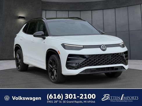 New 2026 Volkswagen Tiguan SE R-Line AWD/4WD image 1
