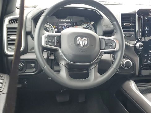 Used 2023 RAM 1500 Big Horn AWD/4WD image 12