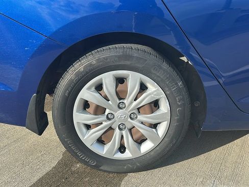 Used 2019 Hyundai Accent SE FWD image 16