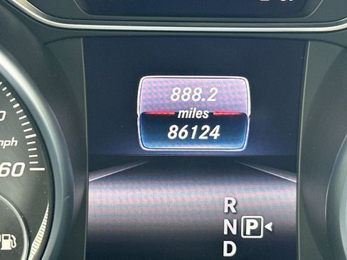 Used 2018 Mercedes-Benz CLA 250 image 29