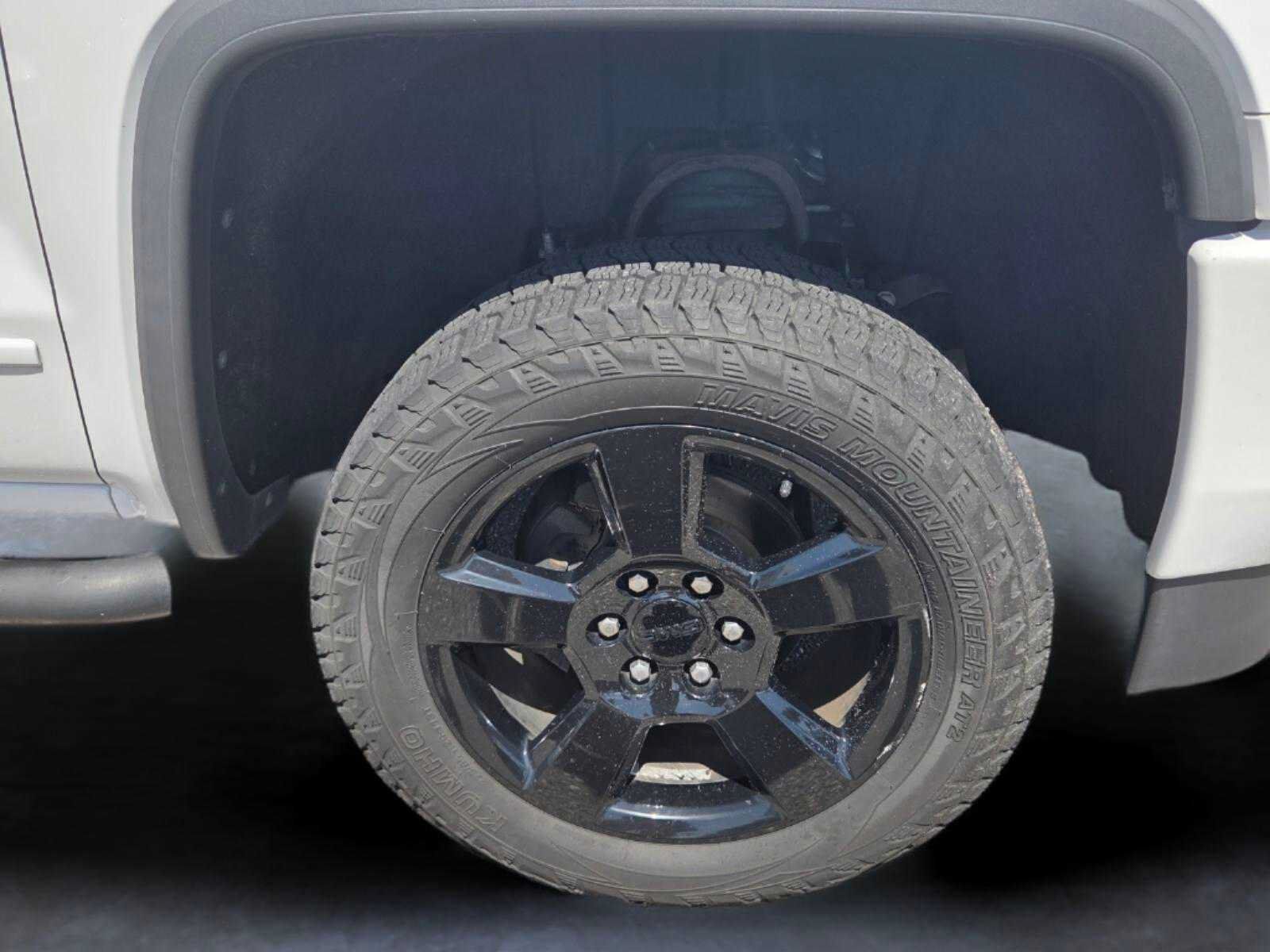 Used 2018 GMC Sierra 1500 4x4 Double Cab w/ Elevation Edition image 16