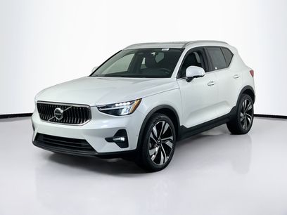 Used 2023 Volvo XC40 B5 Plus w/ Driver Assist Package