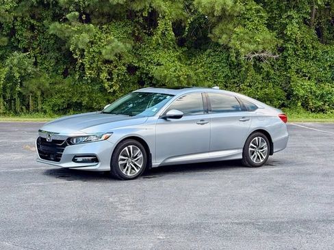 Used 2018 Honda Accord EX-L image 2