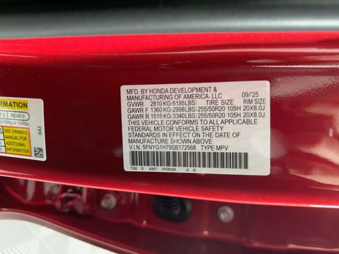 New 2025 Honda Pilot Touring image 18