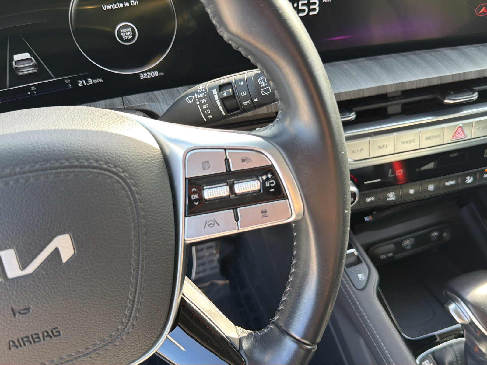 Used 2023 Kia Telluride SX FWD image 21