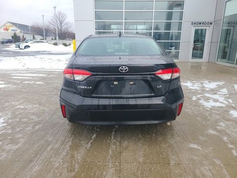 Used 2024 Toyota Corolla LE image 6