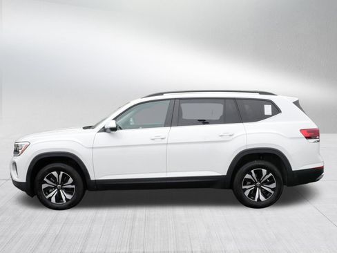 Certified 2026 Volkswagen Atlas SE AWD/4WD image 4