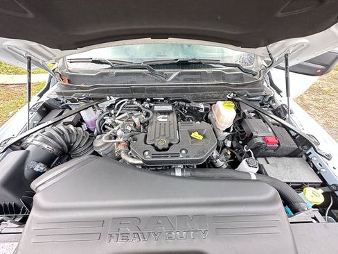 New 2026 RAM 5500 Tradesman w/ Chrome Appearance Group image 39