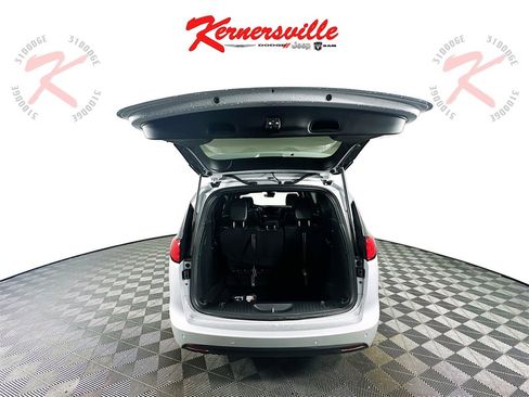 New 2026 Chrysler Voyager LX image 14