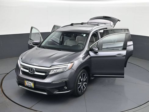 Used 2019 Honda Pilot Elite image 32
