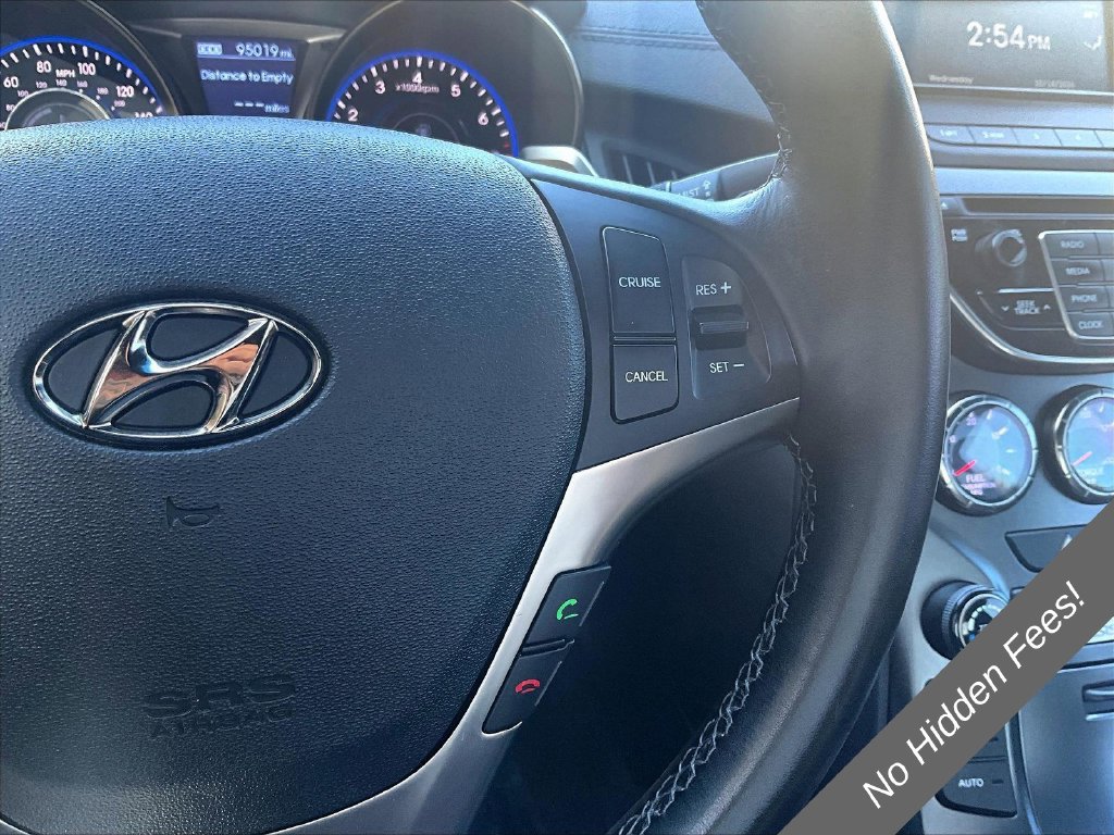 Used 2016 Hyundai Genesis 3.8 RWD image 14