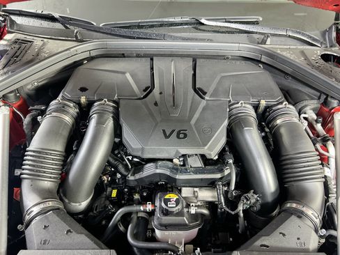 Used 2025 Genesis GV70 3.5T Sport w/ Sport Advanced Package image 30