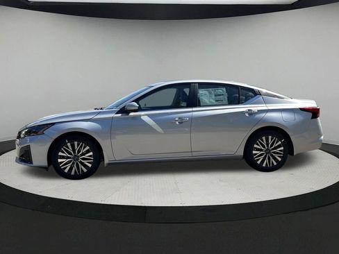 New 2025 Nissan Altima 2.5 SV w/ SV Premium Package image 23