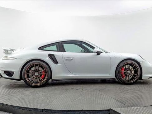 Used 2016 Porsche 911 Turbo image 9