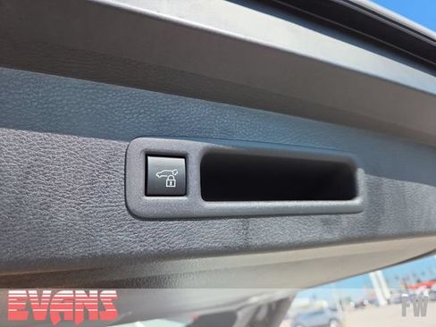 Certified 2026 Toyota Sienna Platinum AWD/4WD image 37