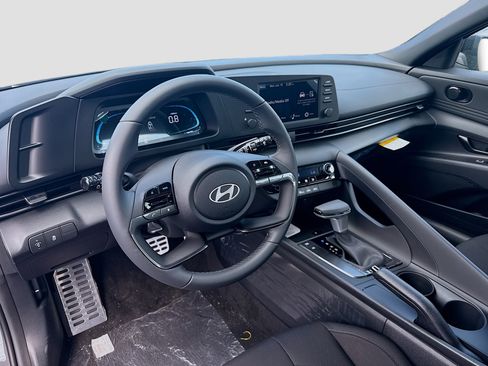 New 2026 Hyundai Elantra Sport FWD image 7