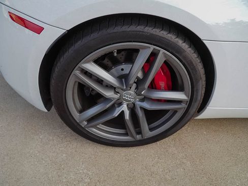 Used 2015 Audi R8 V8 AWD/4WD image 29