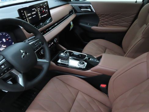 New 2026 Mitsubishi Outlander SEL FWD image 21