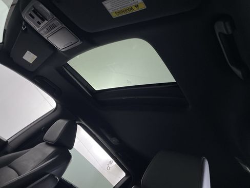 Used 2023 Honda Odyssey Sport image 18