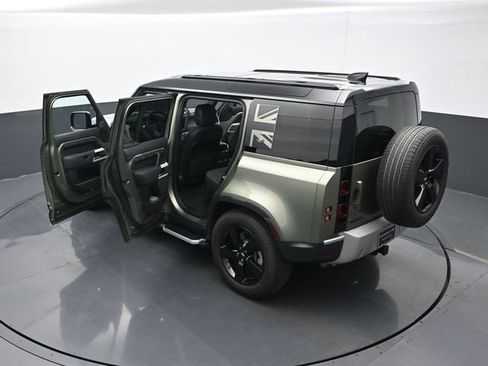 Used 2020 Land Rover Defender 110 HSE AWD/4WD image 26