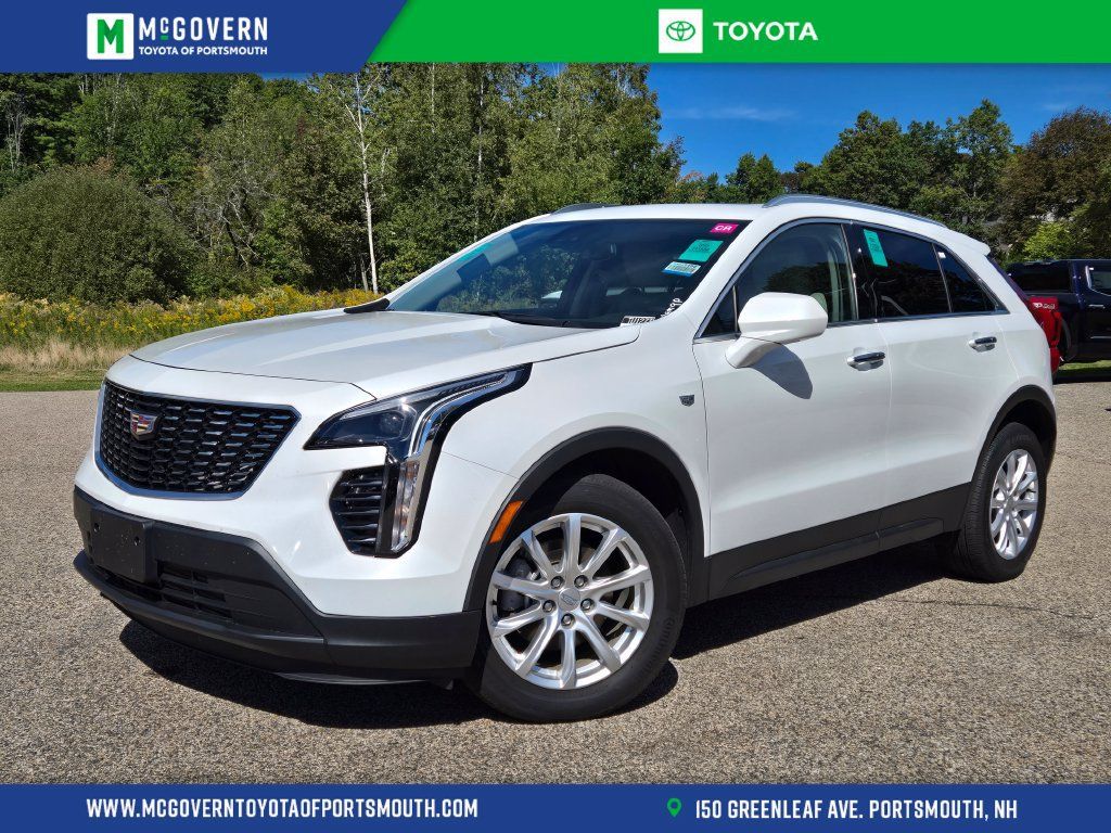 Used 2023 Cadillac XT4 Luxury w/ Cold Weather Package AWD/4WD image 1