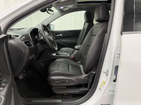 Used 2018 Chevrolet Equinox Premier image 15