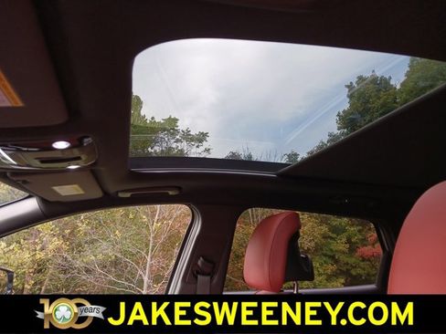 Used 2025 Kia Sportage SX image 23