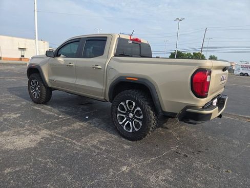 Used 2023 GMC Canyon AT4 AWD/4WD image 6