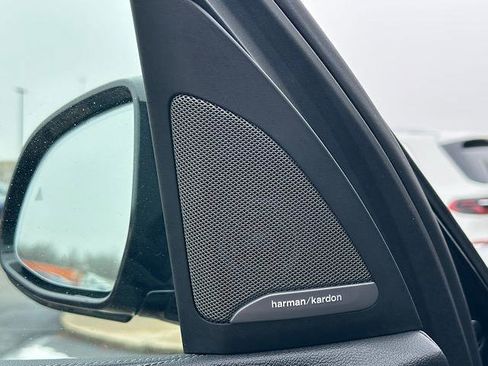 Certified 2022 BMW X7 xDrive40i w/ M Sport Package image 17