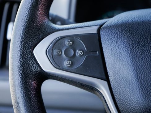 Used 2022 Chevrolet Colorado W/T w/ WT Convenience Package image 23