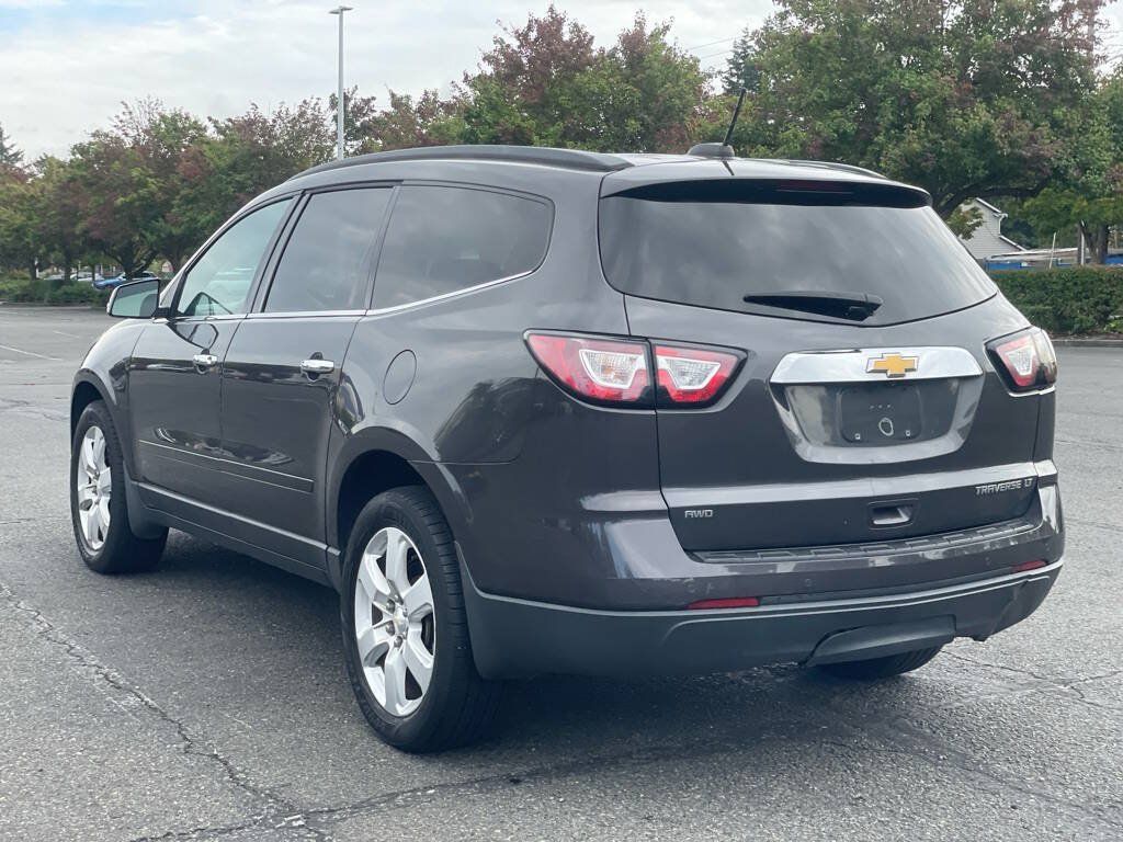 Used 2016 Chevrolet Traverse LT w/ True North Edition AWD/4WD image 5