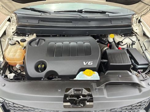 Used 2019 Dodge Journey Crossroad FWD image 23