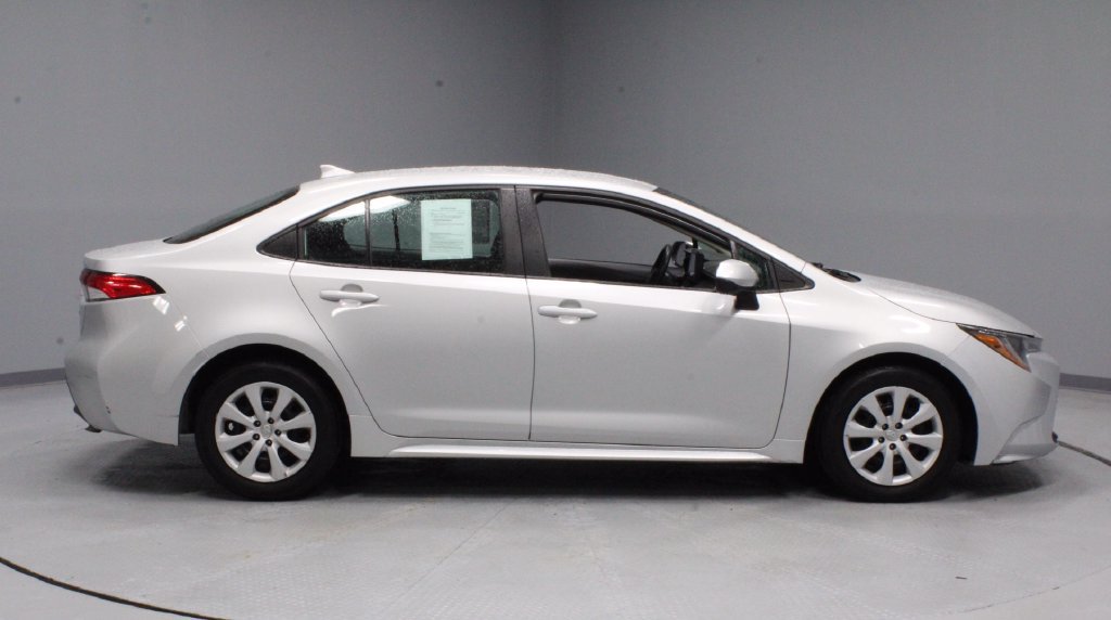 Used 2024 Toyota Corolla LE FWD image 12