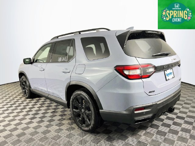 New 2026 Honda Pilot Black Edition image 4