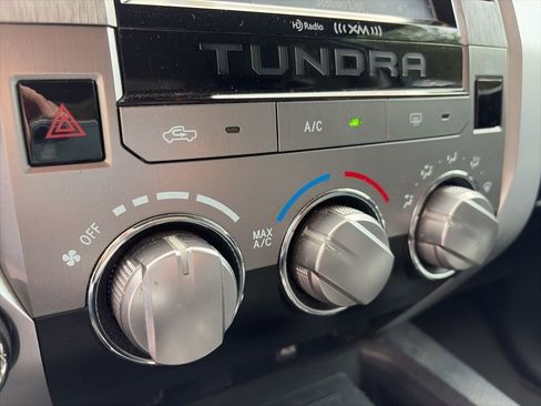 Used 2018 Toyota Tundra SR5 w/ SR5 Upgrade Package image 16