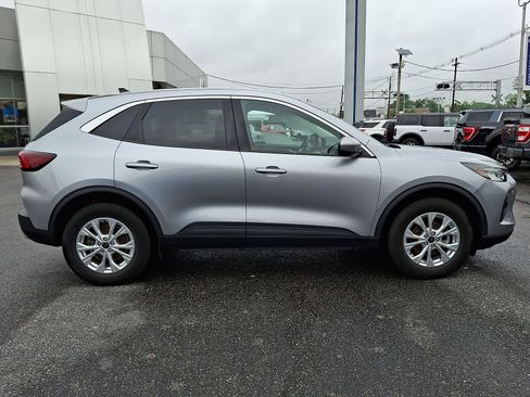 Certified 2023 Ford Escape Active w/ Tech Pack #2 AWD/4WD image 6