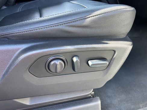 Used 2023 Chevrolet Silverado 2500 LTZ image 48